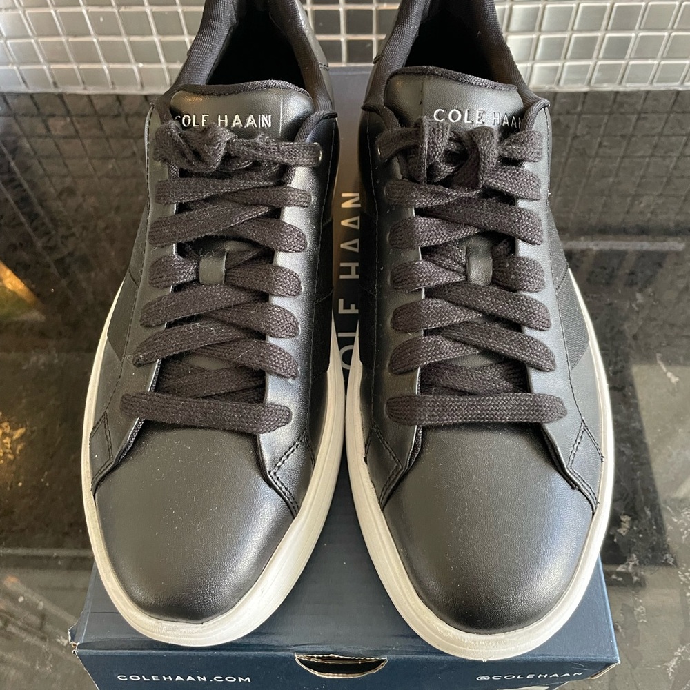 Cole Haan Black Sneakers Sleek Design Rubber Sole